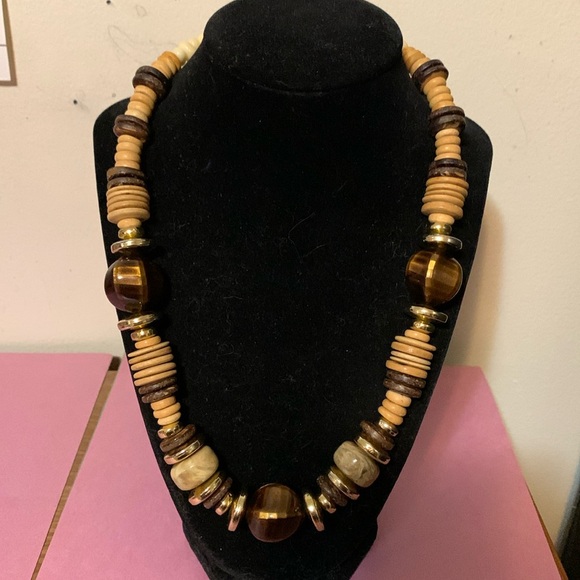 Beautiful necklace fall colours 19” - Picture 1 of 6